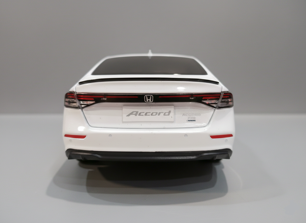 Honda Accord 1:18 - obrazek 5